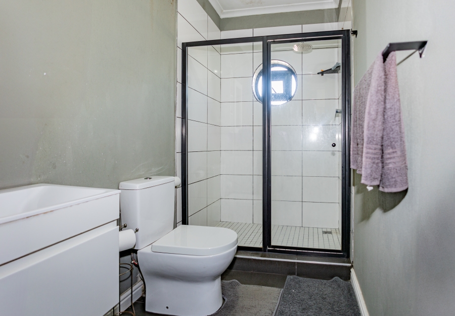 2 Bedroom Property for Sale in Table View Western Cape